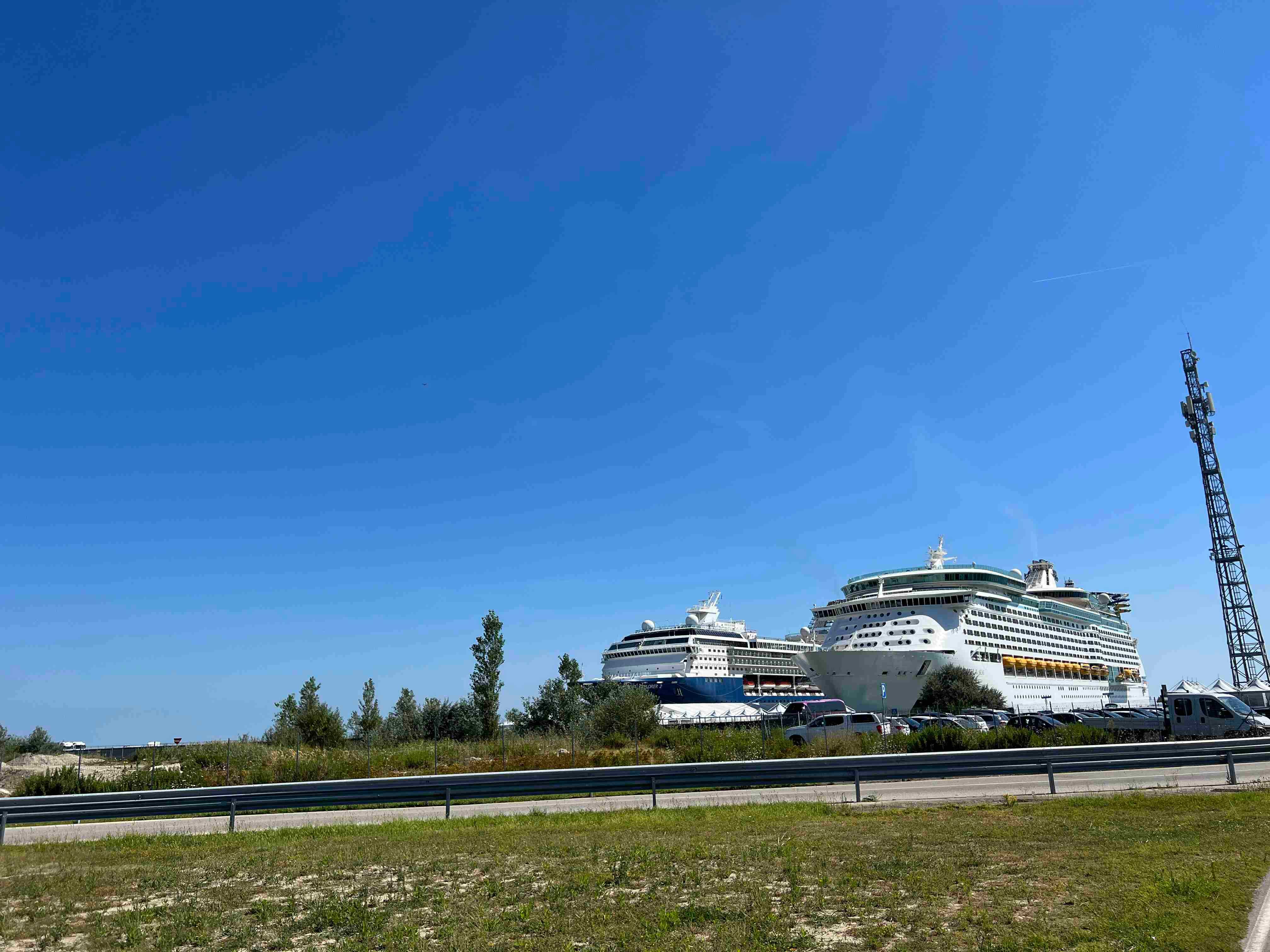 Cómo ir a la estación de tren en Ravenna desde la terminal de cruceros